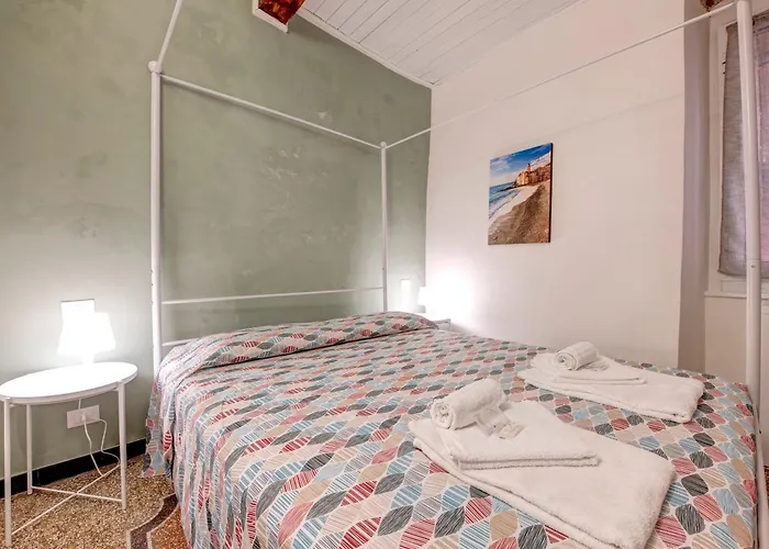 226 - Casa Dell\'Orto- Nel Cuore Del Centro Storico Di Genova, 500Metri Dall\'Acquario Di Genova